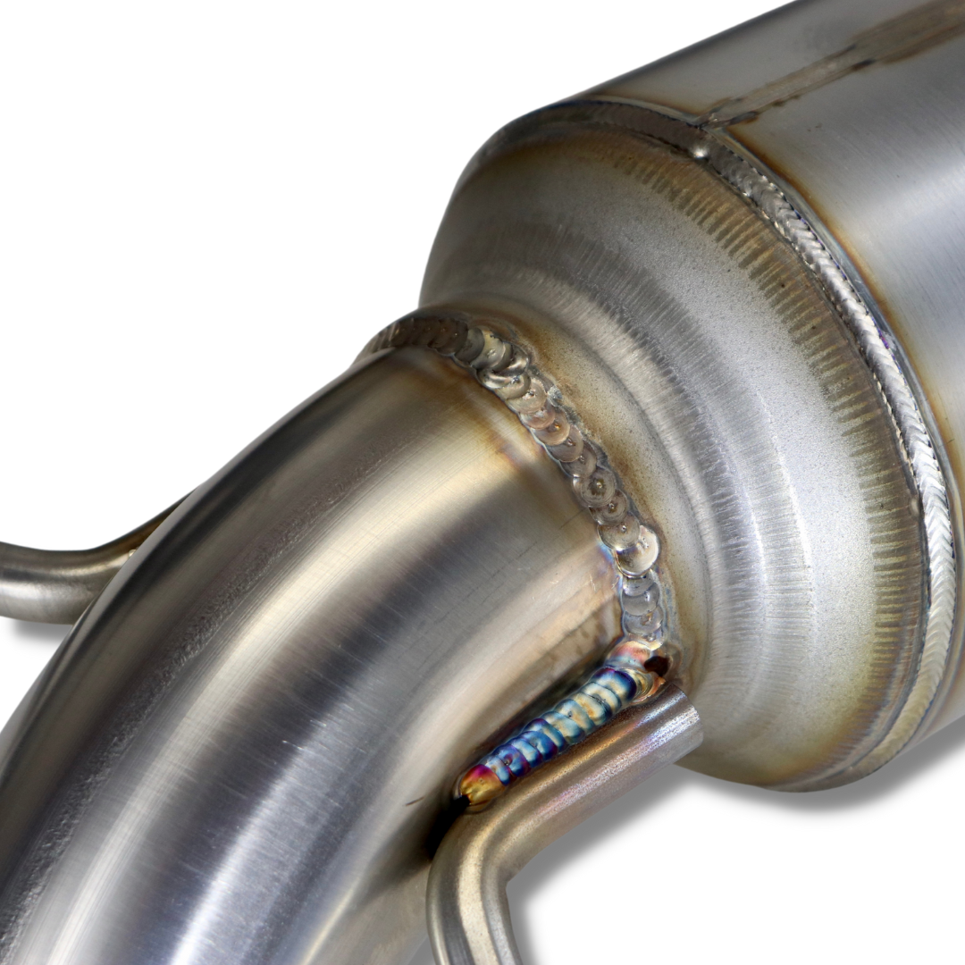 An alternate angle of an extreme close up of the welding on the 2007-2014 Toyota FJ Cruiser Carven Exhaust High Clearance Dump Exit Exhaust System